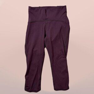 Lululemon Maroon Purple Cropped Running / Workout / Yoga Leggings Size 4
